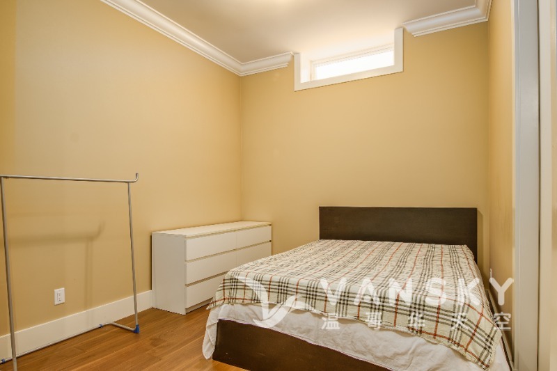 260611134931_2150 W 20th Ave Vancouver -7.jpg